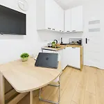 Cozy Studios In Praga Polnoc By Noclegi Renters