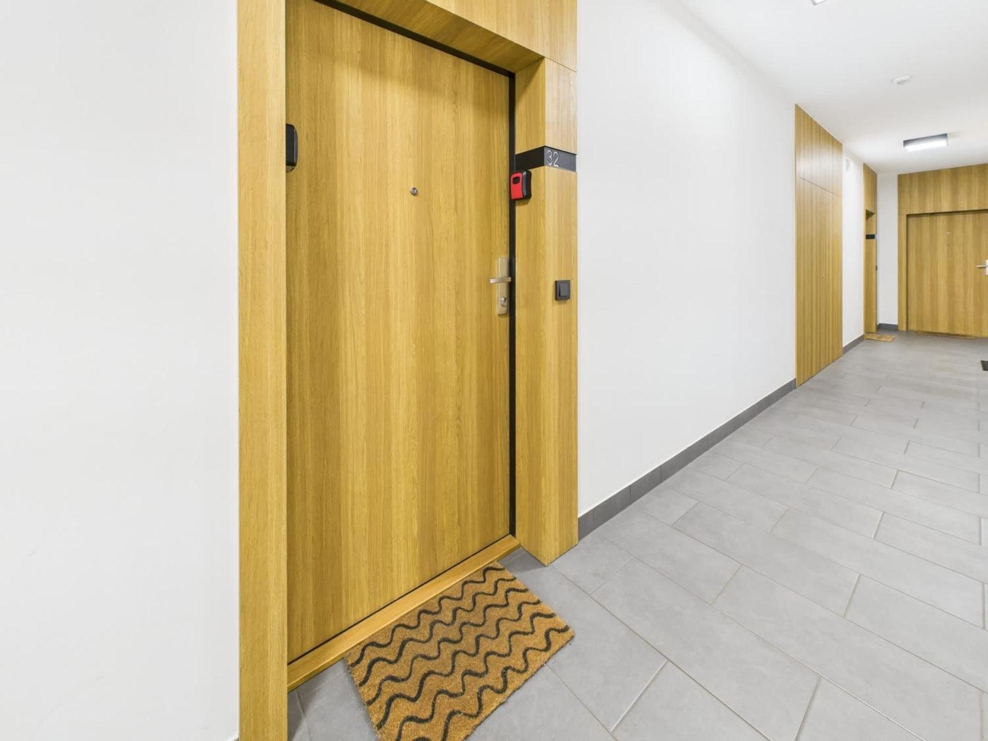 Cozy In Praga Polnoc By Renters *